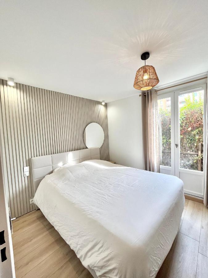 Magnifique 2 Chambres Terrasse Et Parking Saint-Tropez Exterior foto