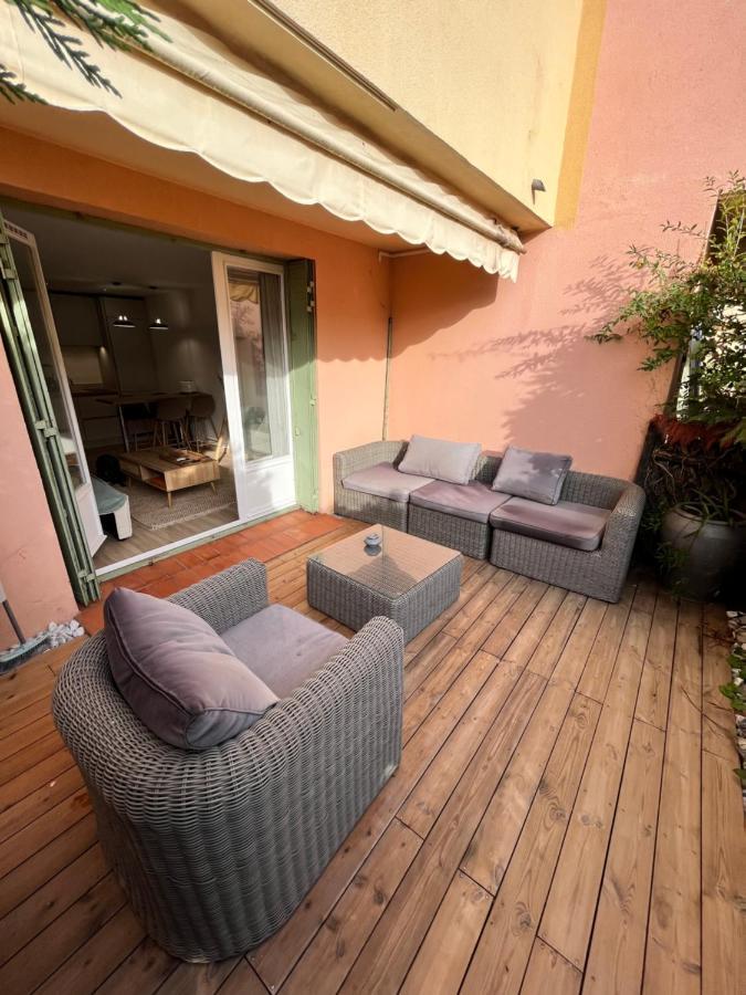 Magnifique 2 Chambres Terrasse Et Parking Saint-Tropez Exterior foto